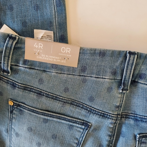 New Chicos SOFT Slimming Blue Dotted Girlfriend Crop Jeans Size 4 - Picture 4 of 4
